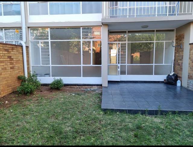 2 BEDROOM APARTMENT FOR SALE IN MARLANDS